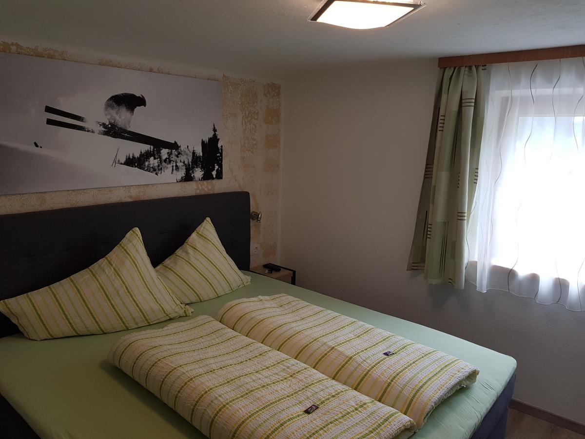 Gasthof Pension Santeler Sankt Leonhard im Pitztal Eksteriør billede