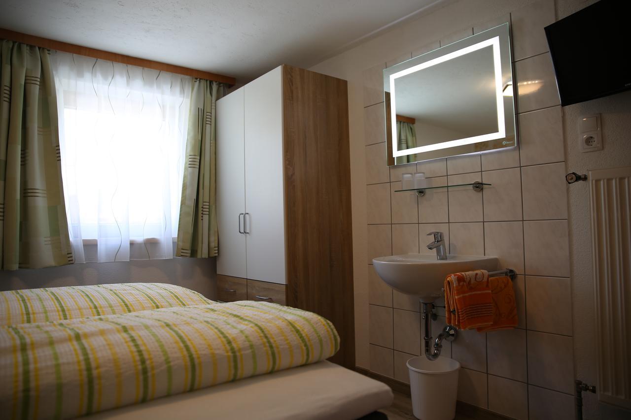 Gasthof Pension Santeler Sankt Leonhard im Pitztal Eksteriør billede